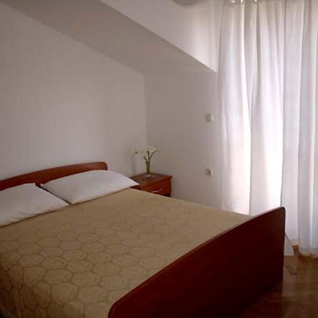 Apartments Vini And Ivana Sućuraj Pokój zdjęcie