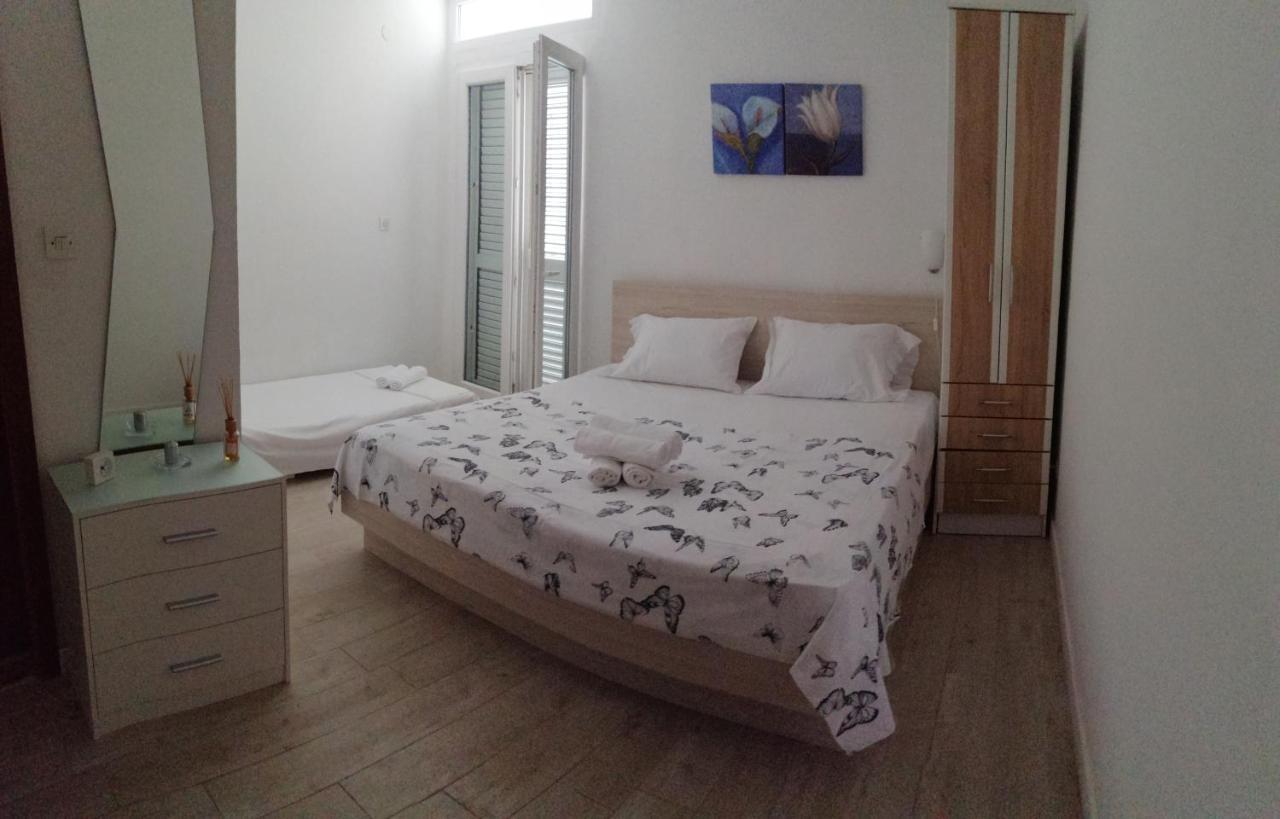 Apartments Vini And Ivana Sućuraj Zewnętrze zdjęcie