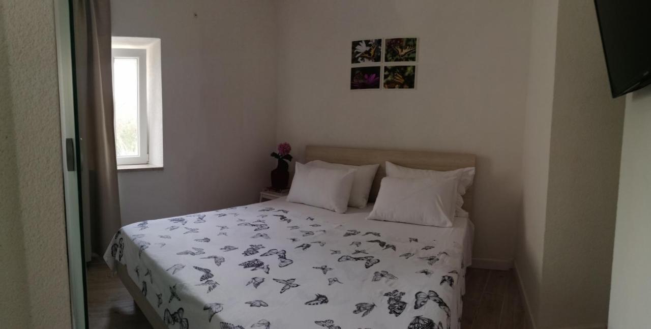 Apartments Vini And Ivana Sućuraj Zewnętrze zdjęcie