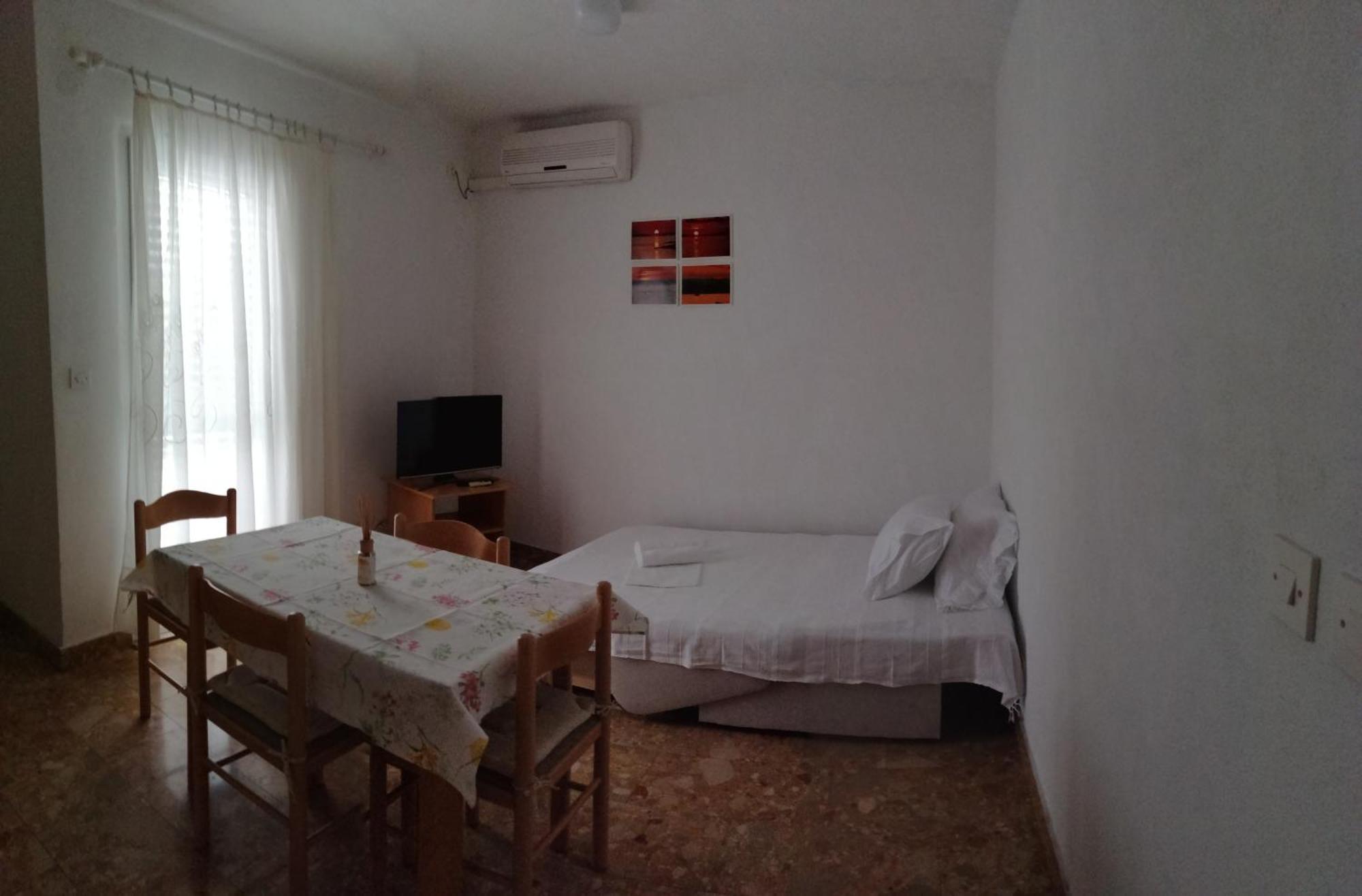 Apartments Vini And Ivana Sućuraj Pokój zdjęcie