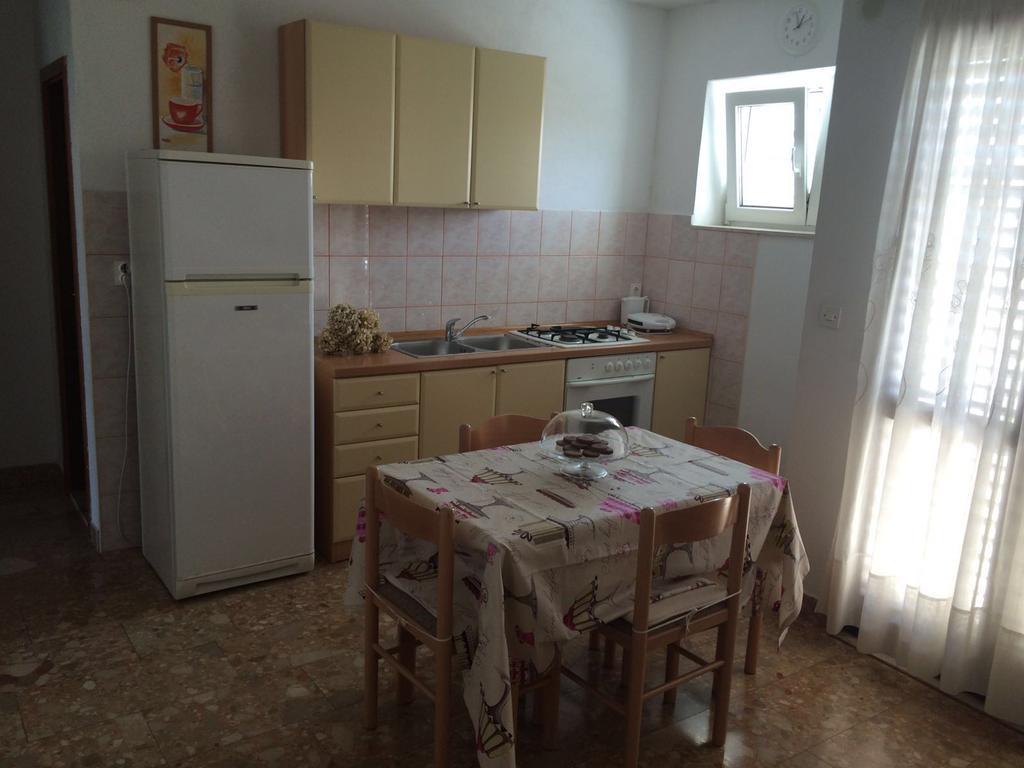 Apartments Vini And Ivana Sućuraj Zewnętrze zdjęcie