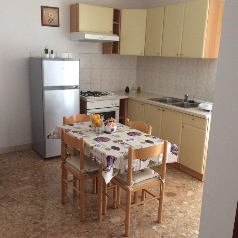 Apartments Vini And Ivana Sućuraj Zewnętrze zdjęcie